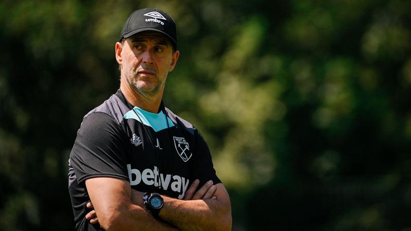 lopetegui-defends-west-ham-fans-amid-poor-form